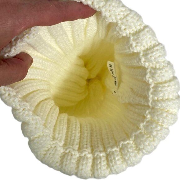 NEW Nordstrom BP White Pom Pom Toque Beanie Hat Ribbed Knit One Size Womens Boho - Picture 3 of 6